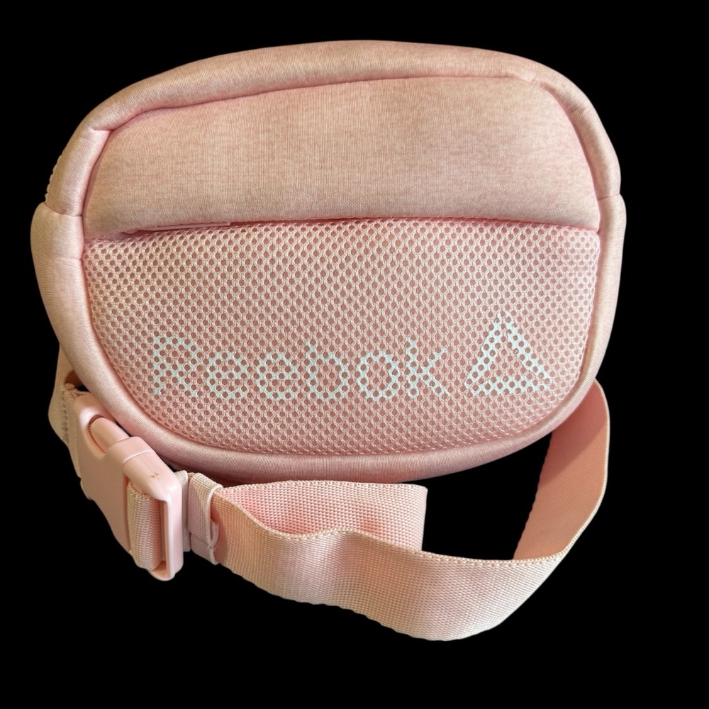 Reebok Light Pink Mesh Waist Pack Like‎ New!